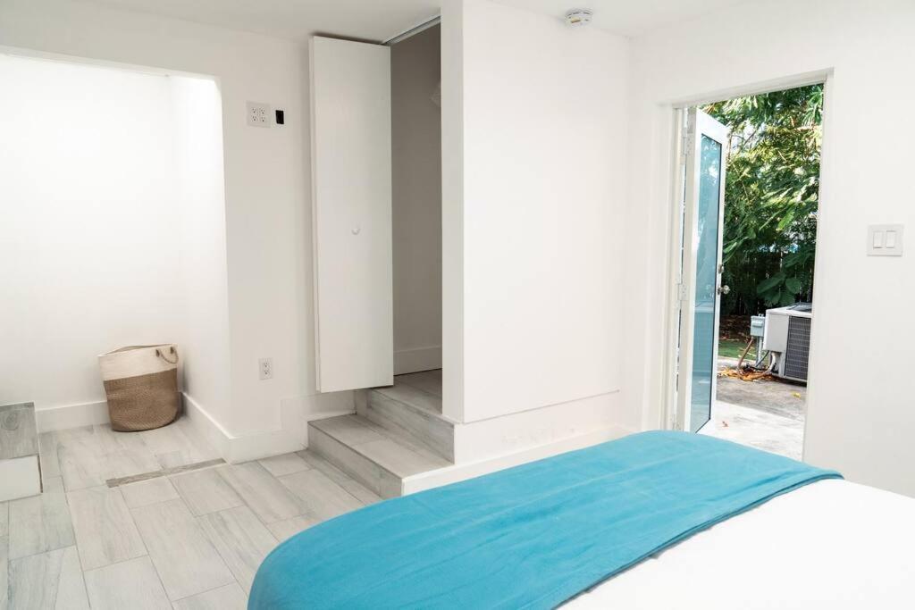 Luxury Retreat 3B ,2Ba Pool , Coral Gables Center Villa Miami Buitenkant foto