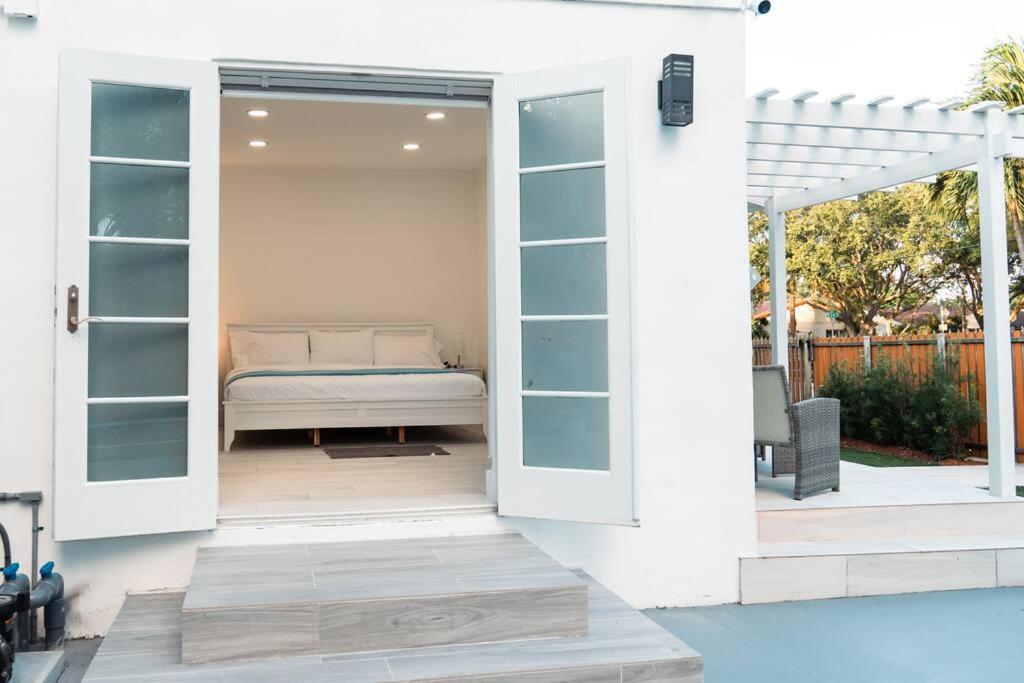 Luxury Retreat 3B ,2Ba Pool , Coral Gables Center Villa Miami Buitenkant foto